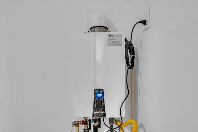 $2,300 | 26710 Scarlet Willow Drive, Katy, TX 77493