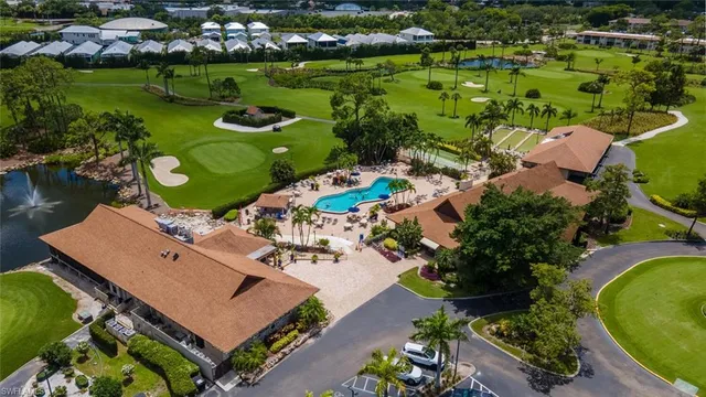 $4,500 | 96 Glades Boulevard, Unit 513, Naples, FL 34112