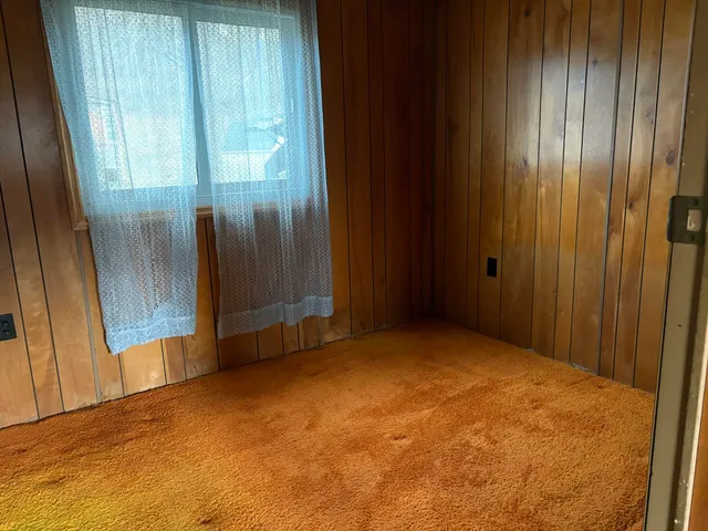 $129,000 | 6701 Valley View Lane, Hot Springs, VA 24445