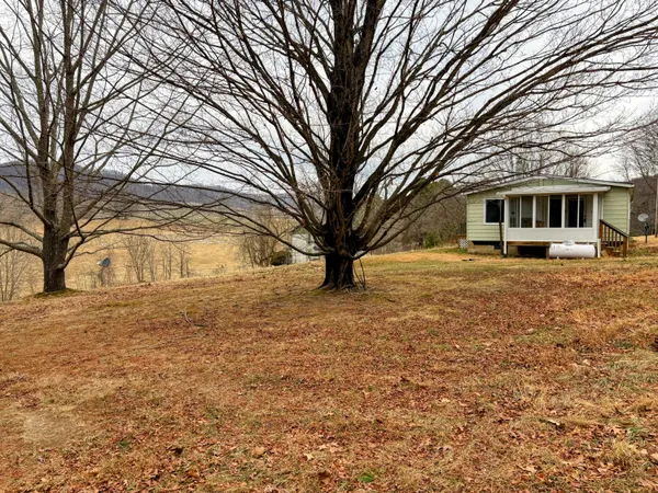 $129,000 | 6701 Valley View Lane, Hot Springs, VA 24445
