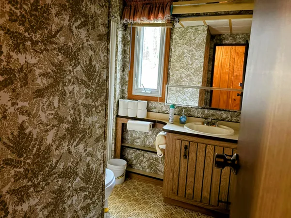 $129,000 | 6701 Valley View Lane, Hot Springs, VA 24445