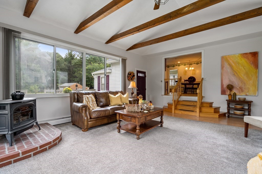 20 Tobin Road Cherry Valley, MA 01611 - Photo 5 of 36