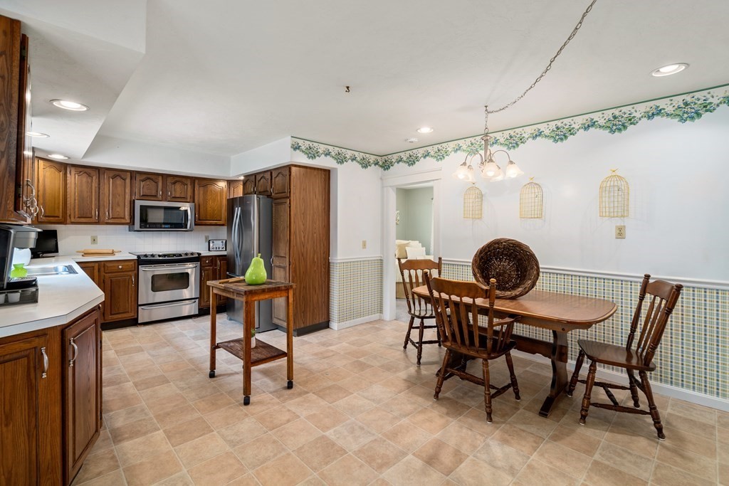 20 Tobin Road Cherry Valley, MA 01611 - Photo 8 of 36