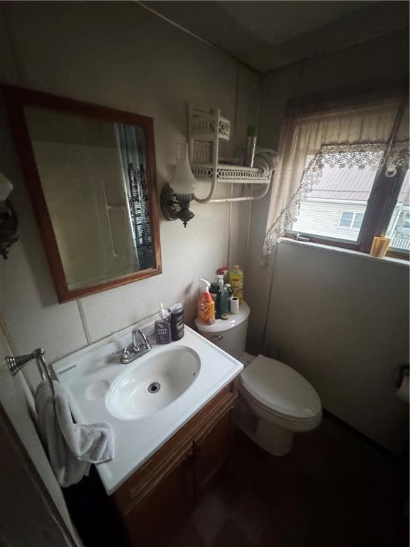 1013 Howell Street Vandergrift, PA 15690 - Photo 15 of 30