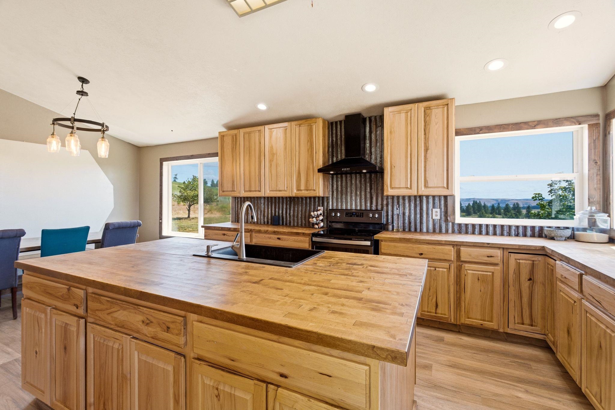 36127 Hart Road Davenport, WA 99122 - Photo 19 of 48