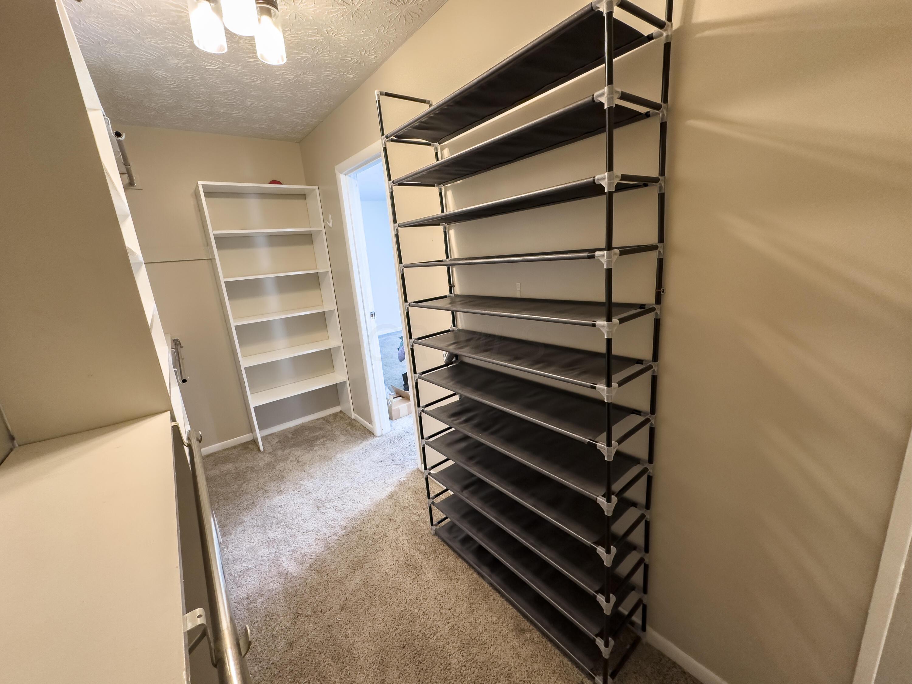 8007 Harriott Road Dublin, OH 43017 - Photo 20 of 50 JPG19