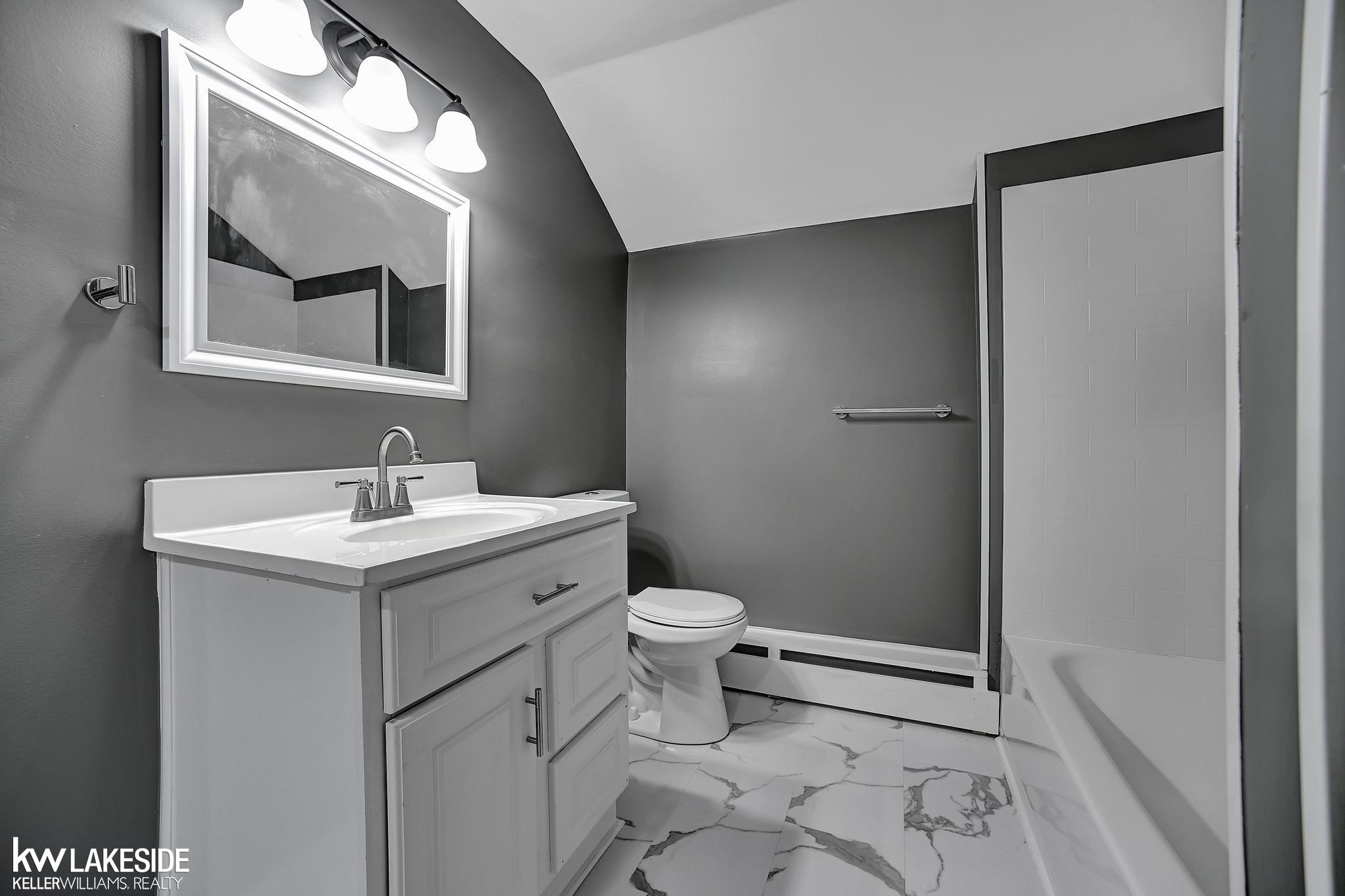 6201 Townsend Road Applegate, MI 48401 - Photo 22 of 42 50116398-22.JPG