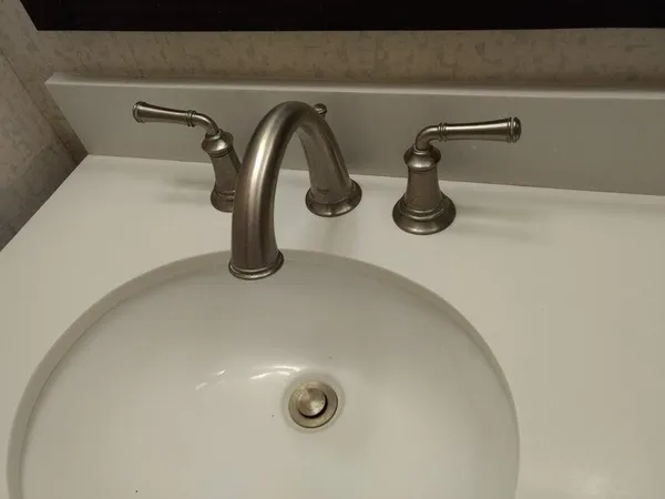 $1,700 | 2615 Garden Drive North, Unit 207, Lake Worth, FL 33461