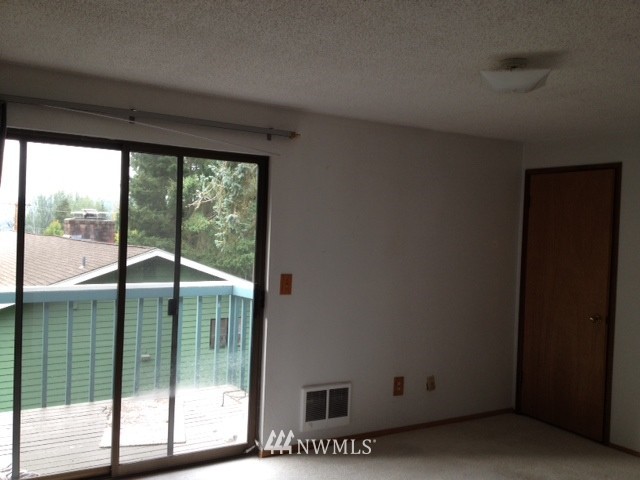 9910 Northeast 190th Street, Unit D Bothell, WA 98011 - Photo 4 of 8