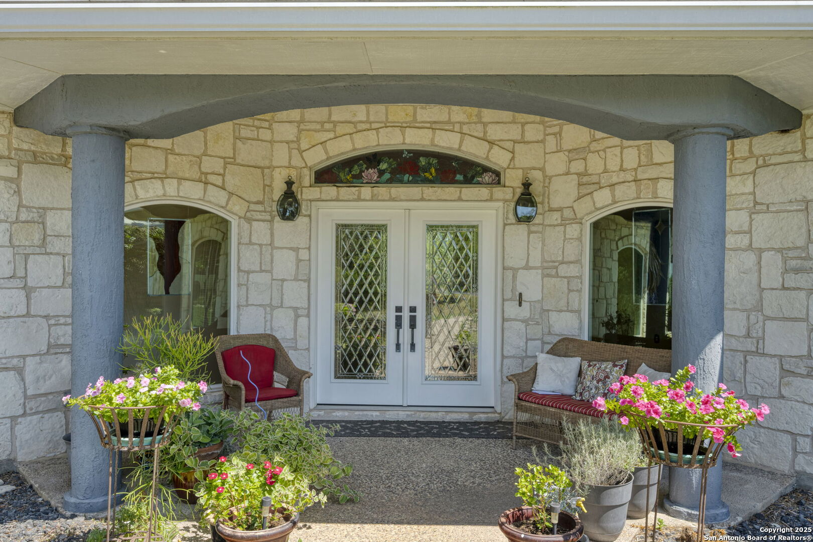 305 Spanish Pass Road Boerne, TX 78006 - Photo 16 of 105 a front view of a house