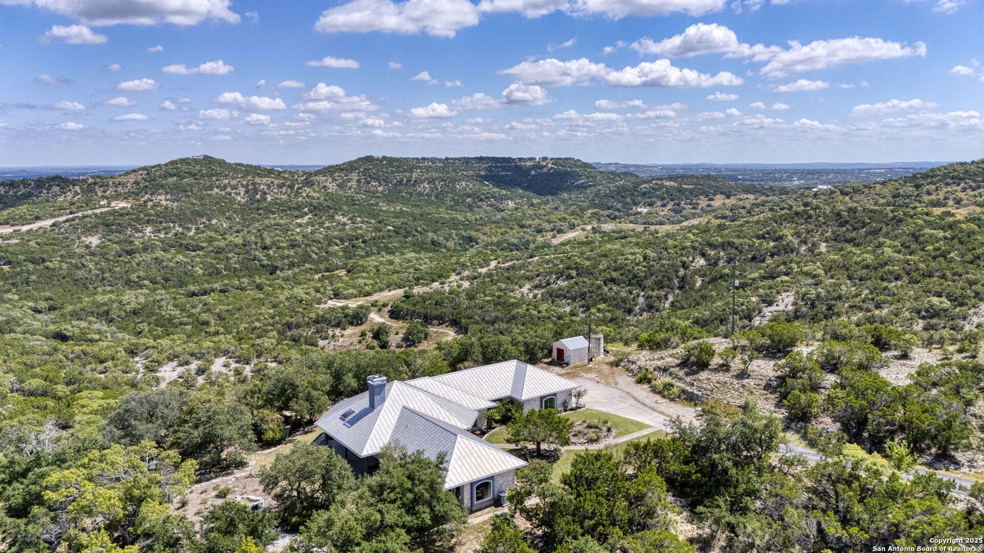 305 Spanish Pass Road Boerne, TX 78006 - Photo 2 of 105