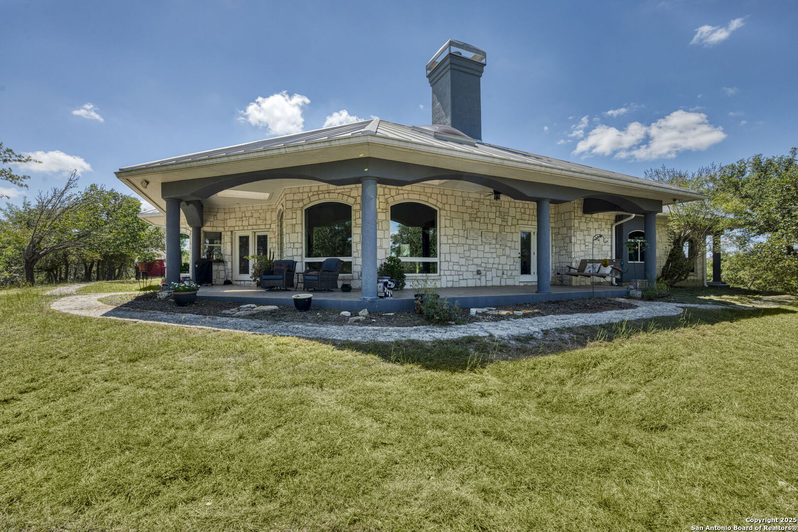 305 Spanish Pass Road Boerne, TX 78006 - Photo 29 of 105