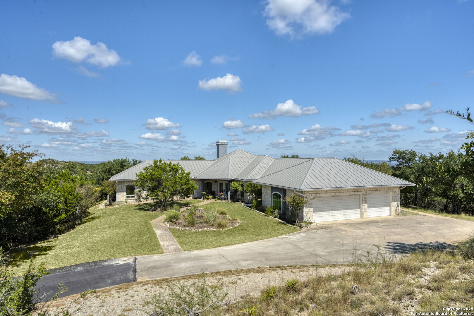 305 Spanish Pass Road Boerne, TX 78006 - Photo 48 of 105
