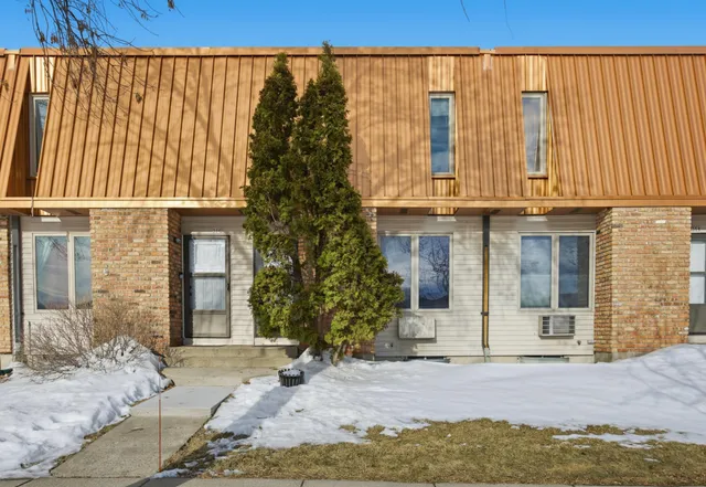 $160,000 | 306 13th Avenue East, West Fargo, ND 58078