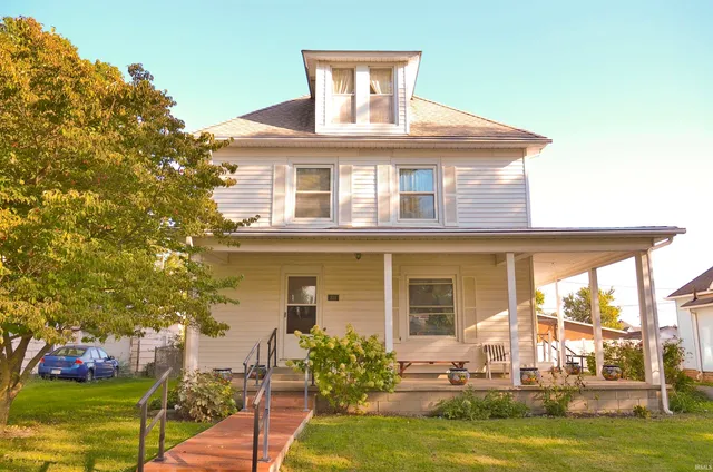 $259,900 | 103 Peterson Street, Otterbein, IN 47970