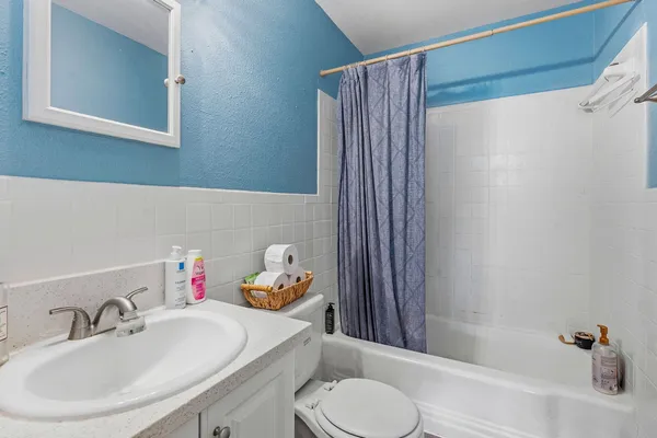 $1,600 | 2910 Medical Arts Street, Unit 211, Austin, TX 78705