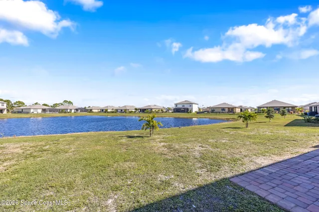a view of outdoor space yard and patio