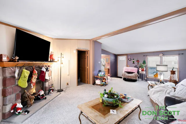 $159,900 | 13633 Iris Lane, Cedar Springs, MI 49319