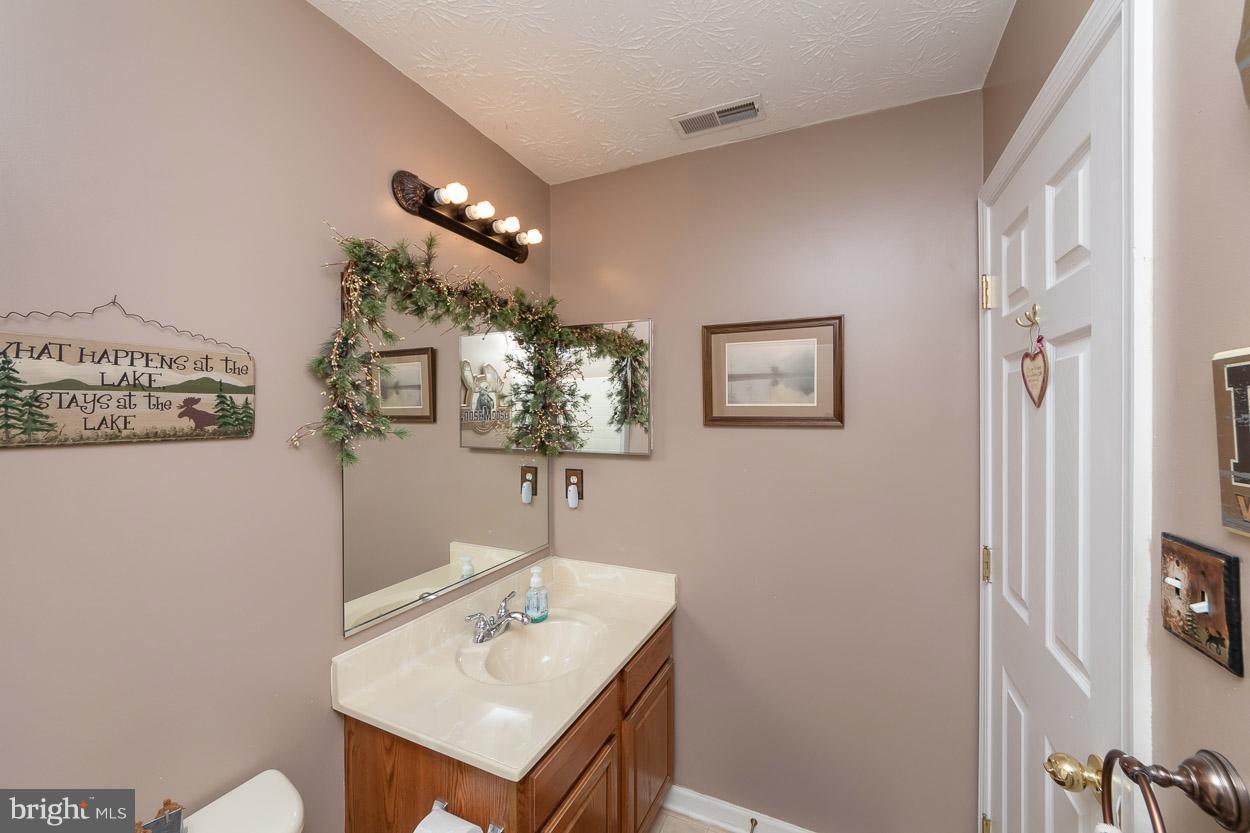 2822 Todkill Trace Edgewood, MD 21040 - Photo 23 of 33 Bath