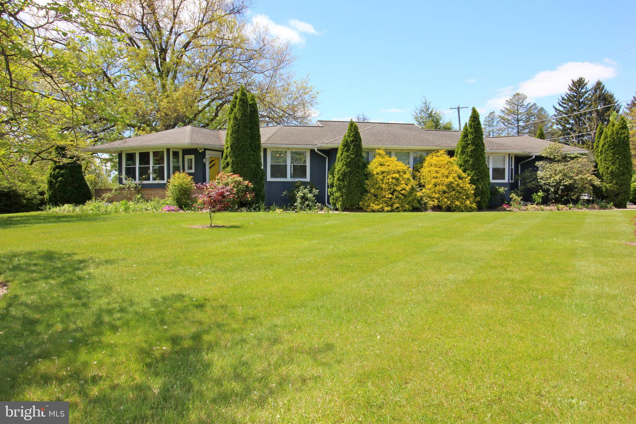 1405 Cornwall Road Lebanon, PA 17042 - Photo 1 of 49 Gallery Image 1