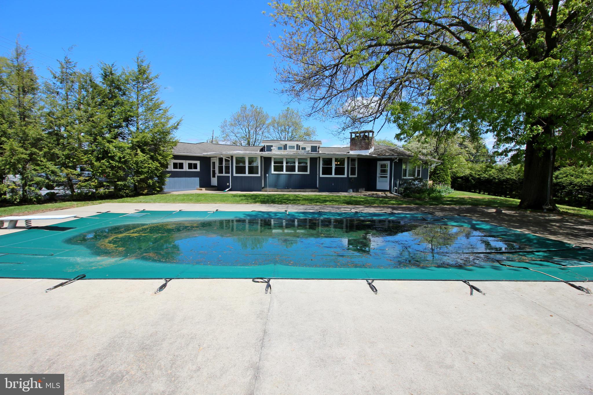 1405 Cornwall Road Lebanon, PA 17042 - Photo 3 of 49 Gallery Image 3