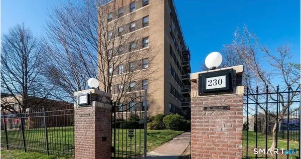 $1,550 | 230 Farmington Avenue, Unit C5, Hartford, CT 06105
