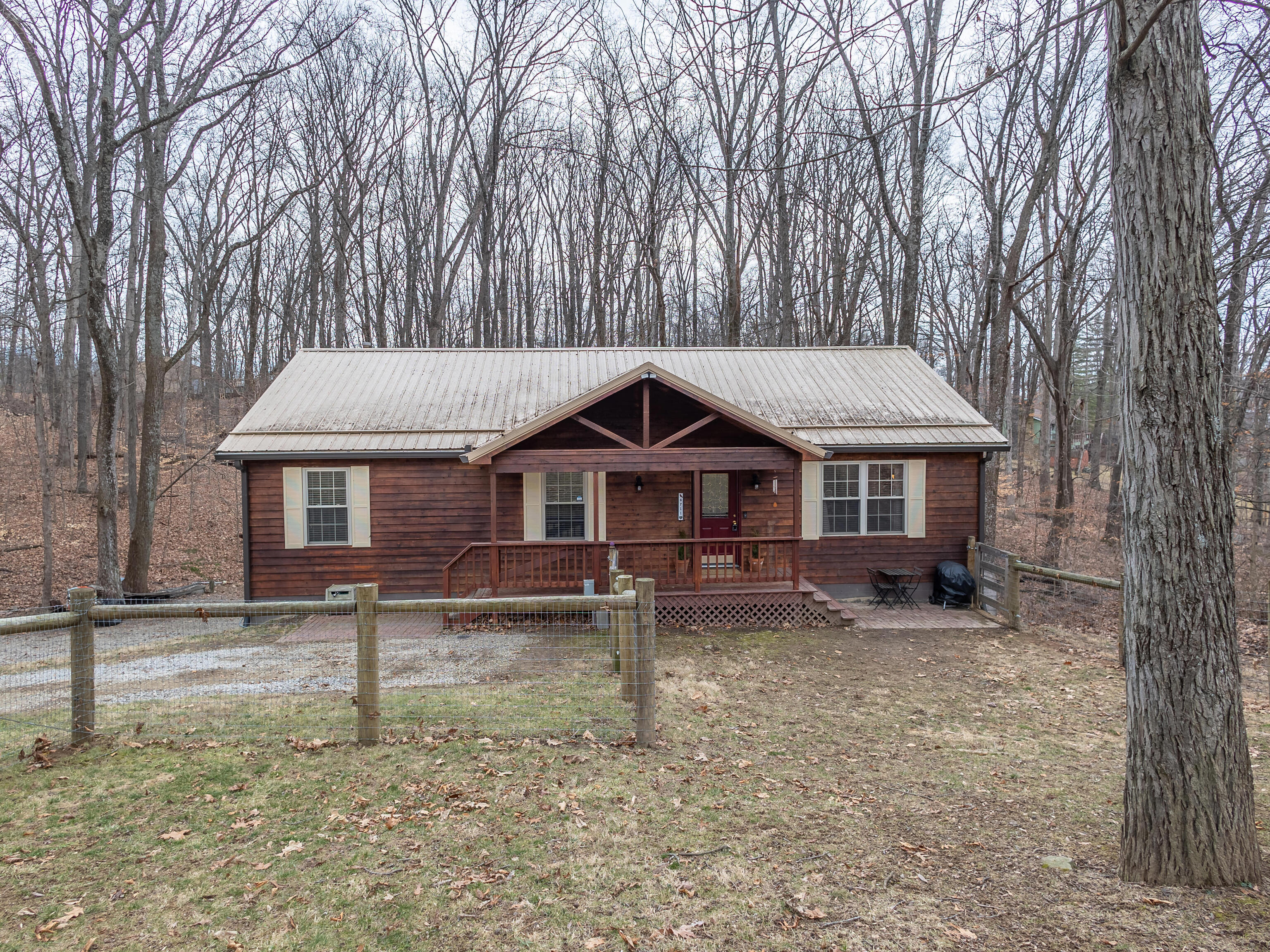 6711 Gopher Drive Nineveh, IN 46164 - Photo 1 of 48