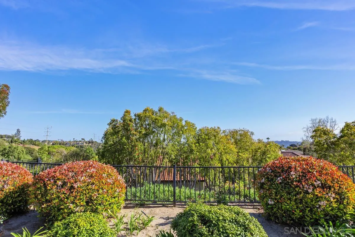 15089 Tierra Alta Del Mar, CA 92014 - Photo 20 of 25 a view of a garden