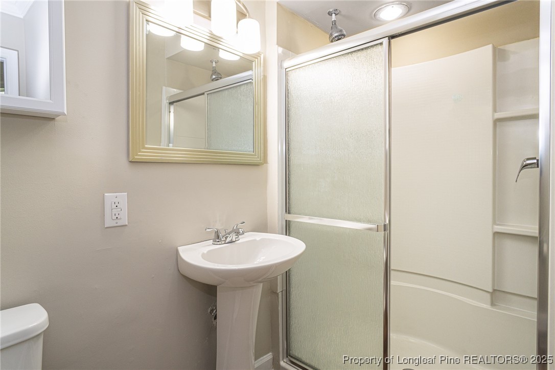 107 Pandora Circle Erwin, NC 28339 - Photo 31 of 41