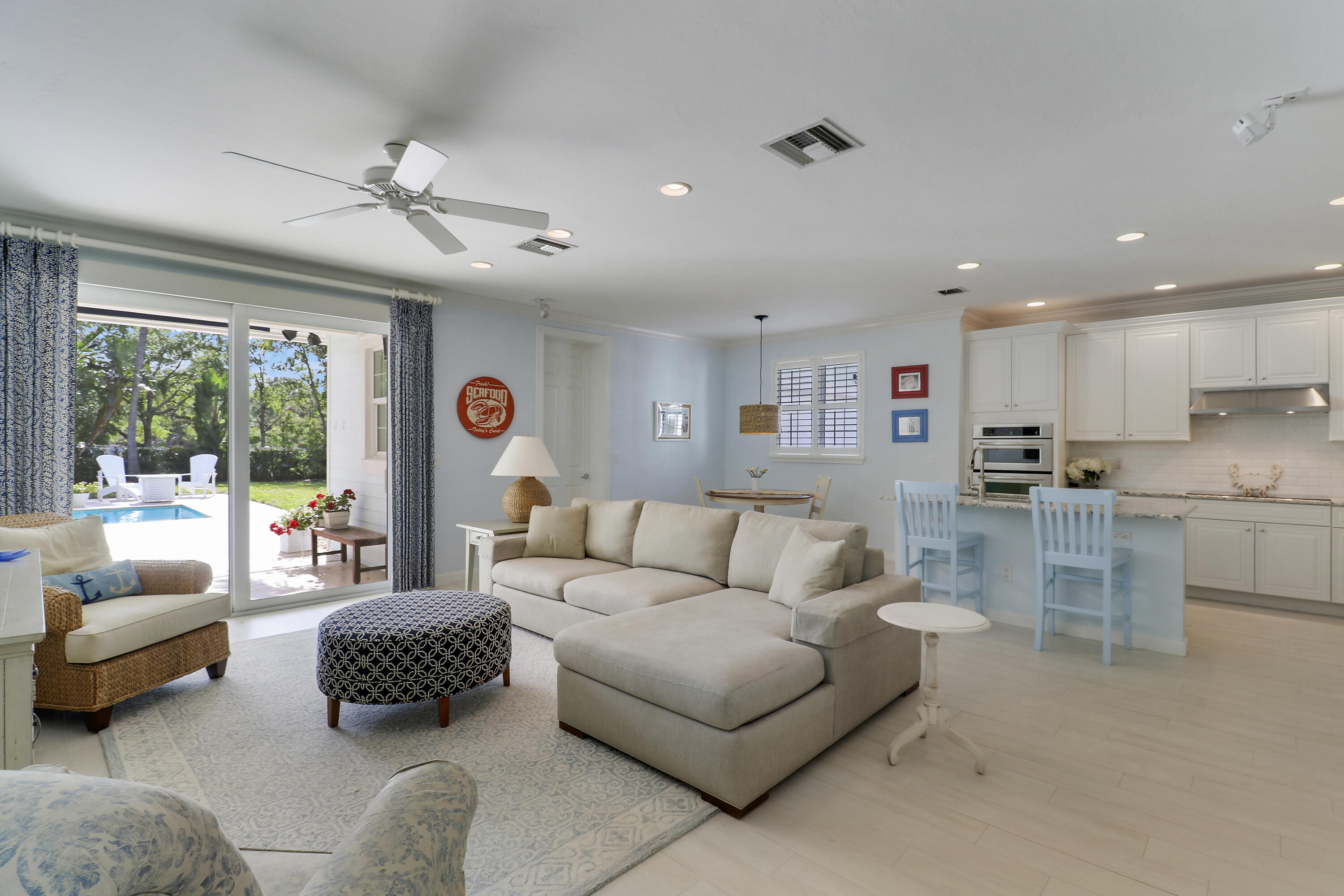 3421 Duval Street Jupiter, FL 33458 - Photo 11 of 51 Living Area