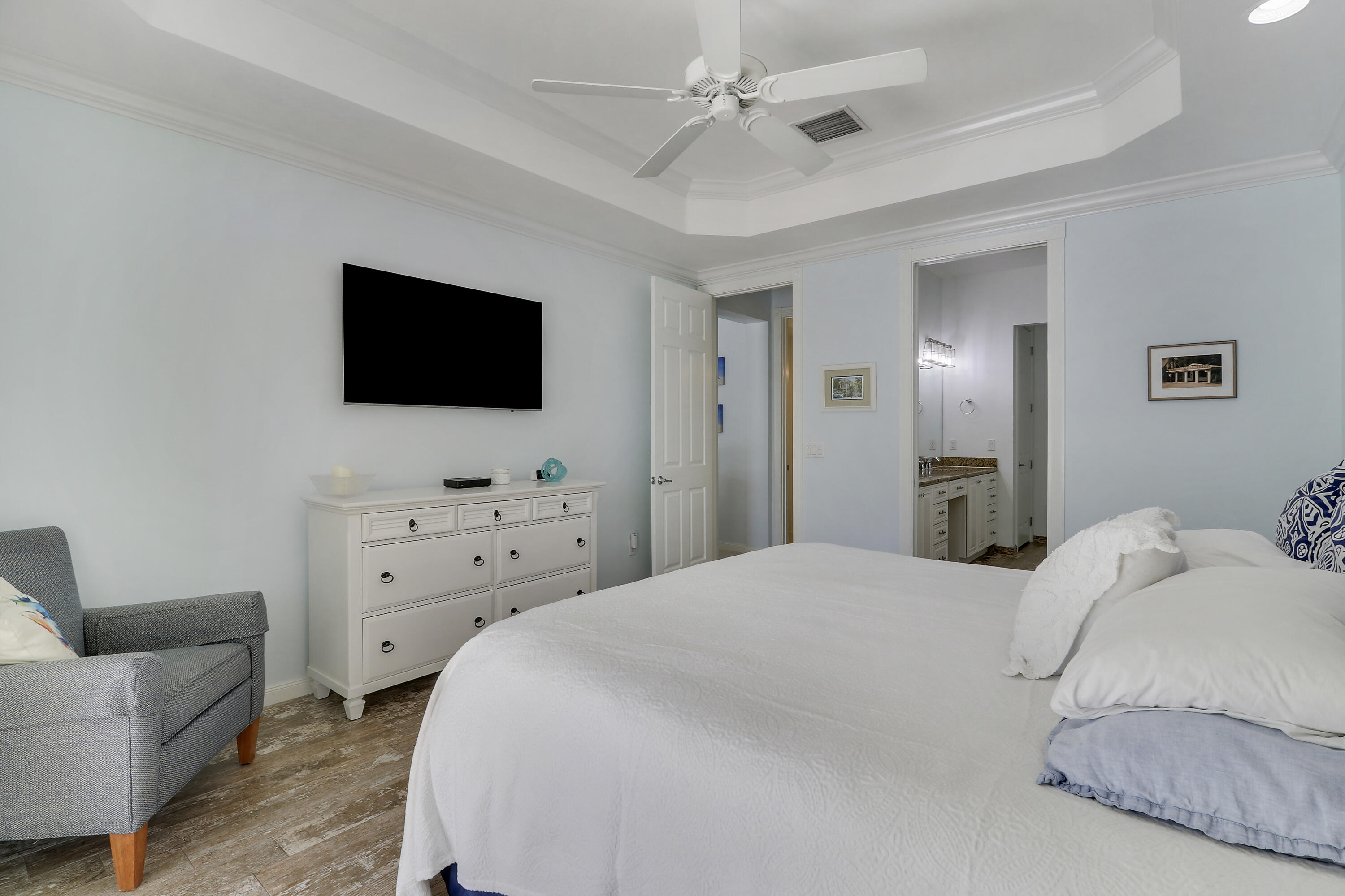 3421 Duval Street Jupiter, FL 33458 - Photo 22 of 51 Primary Suite