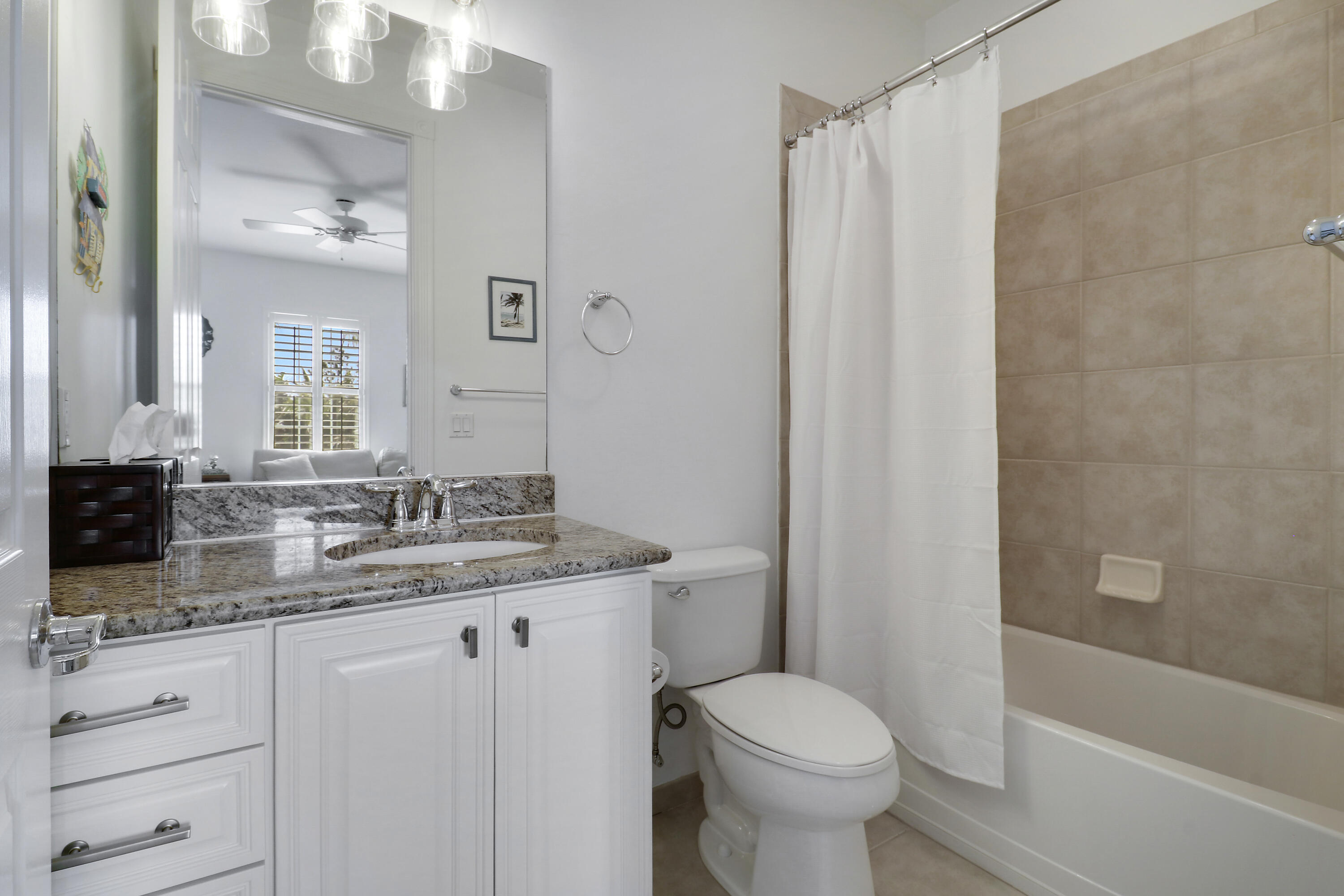 3421 Duval Street Jupiter, FL 33458 - Photo 32 of 51 Bathroom 3