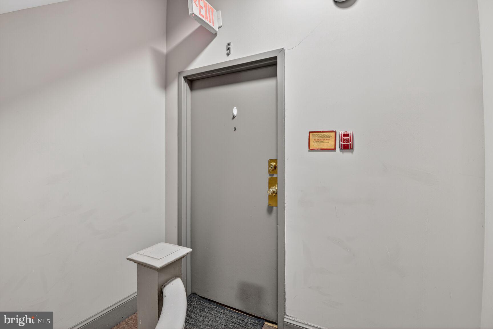 1648 Park Road Northwest, Unit 5 Washington, DC 20010 - Photo 2 of 15 a bathroom with a toilet
