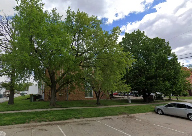 $1,004 | 123 South 11th Street, Geneva, NY 68361