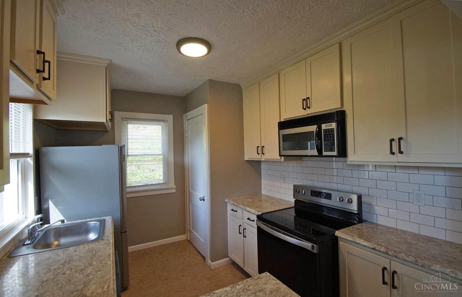 41 Anderson Ferry Road Cincinnati, OH 45238 - Photo 11 of 17 Gallery Image 11