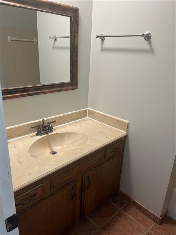 1111 Southeast 2nd Court Lee's Summit, MO 64063 - Photo 12 of 26