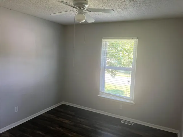 $270,000 | 1111 Southeast 2nd Court, Lee's Summit, MO 64063