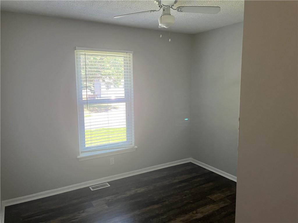 1111 Southeast 2nd Court Lee's Summit, MO 64063 - Photo 18 of 26