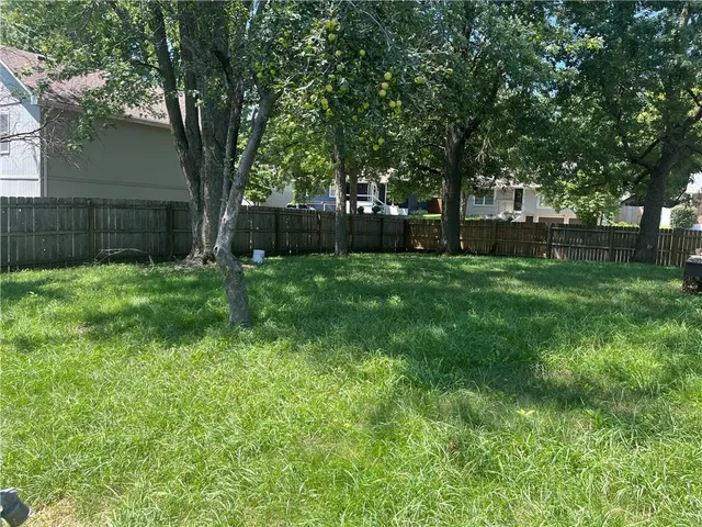 $270,000 | 1111 Southeast 2nd Court, Lee's Summit, MO 64063