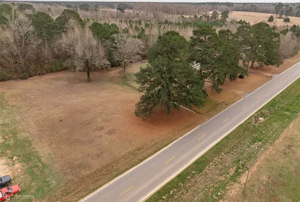 a view of a outdoor space