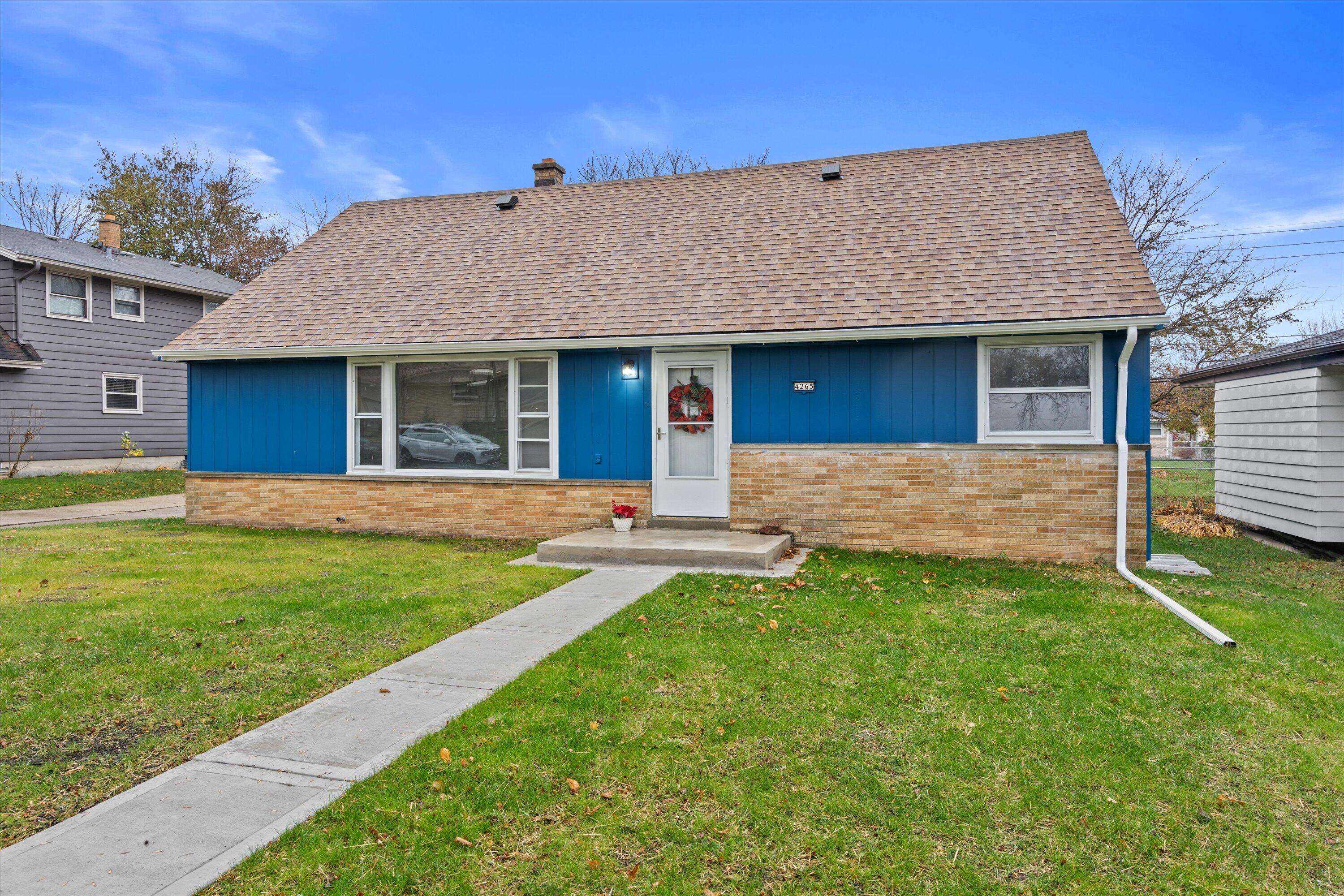 4265 South 22nd Street Milwaukee, WI 53221 - Photo 27 of 27 30-DSC09753