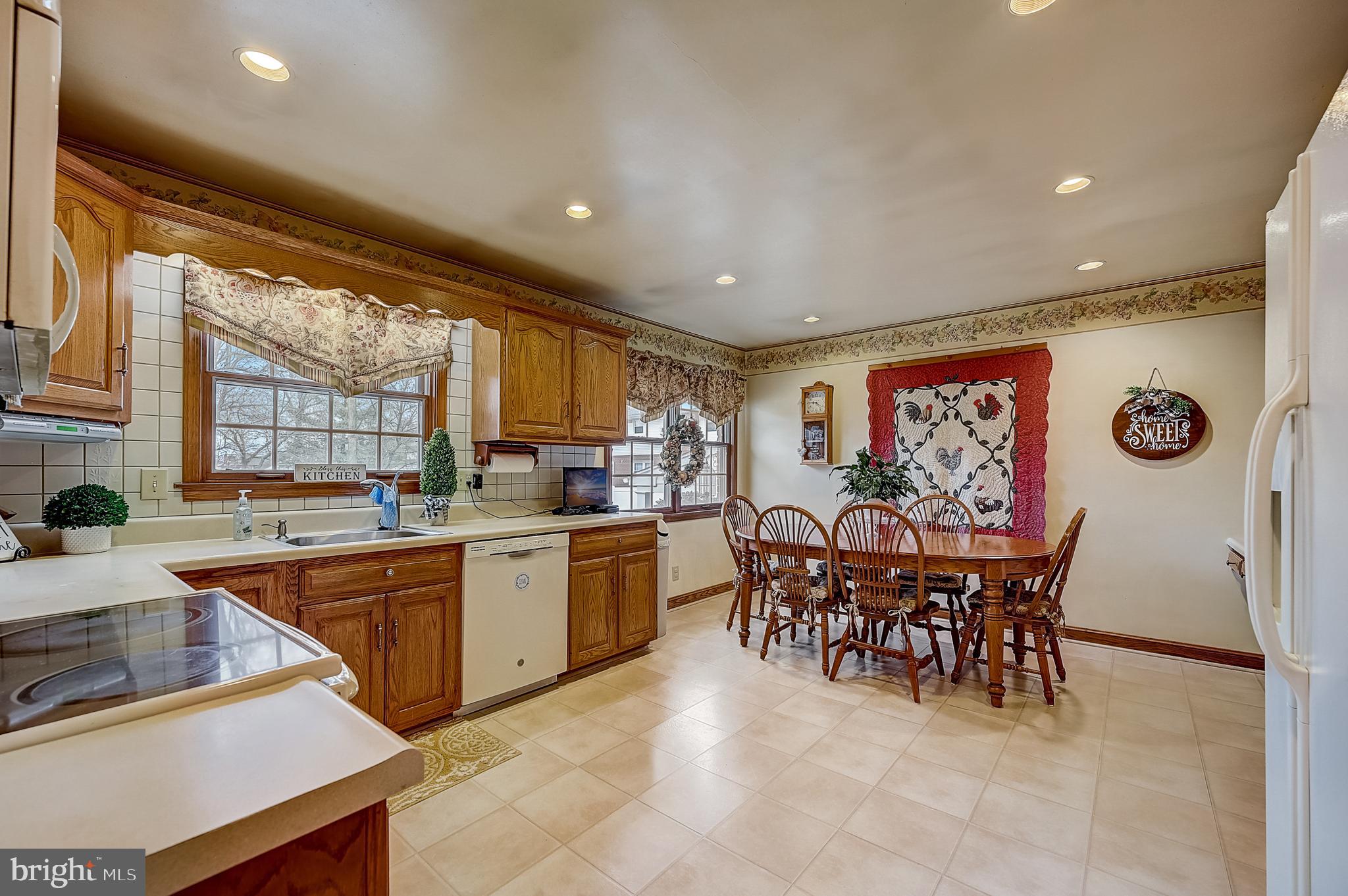 100 Wayne Drive Cinnaminson, NJ 08077 - Photo 22 of 62