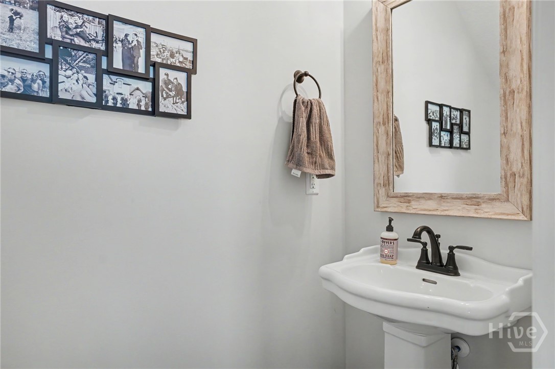 117 Big Cypress Court Rincon, GA 31326 - Photo 7 of 25 Bathroom 1