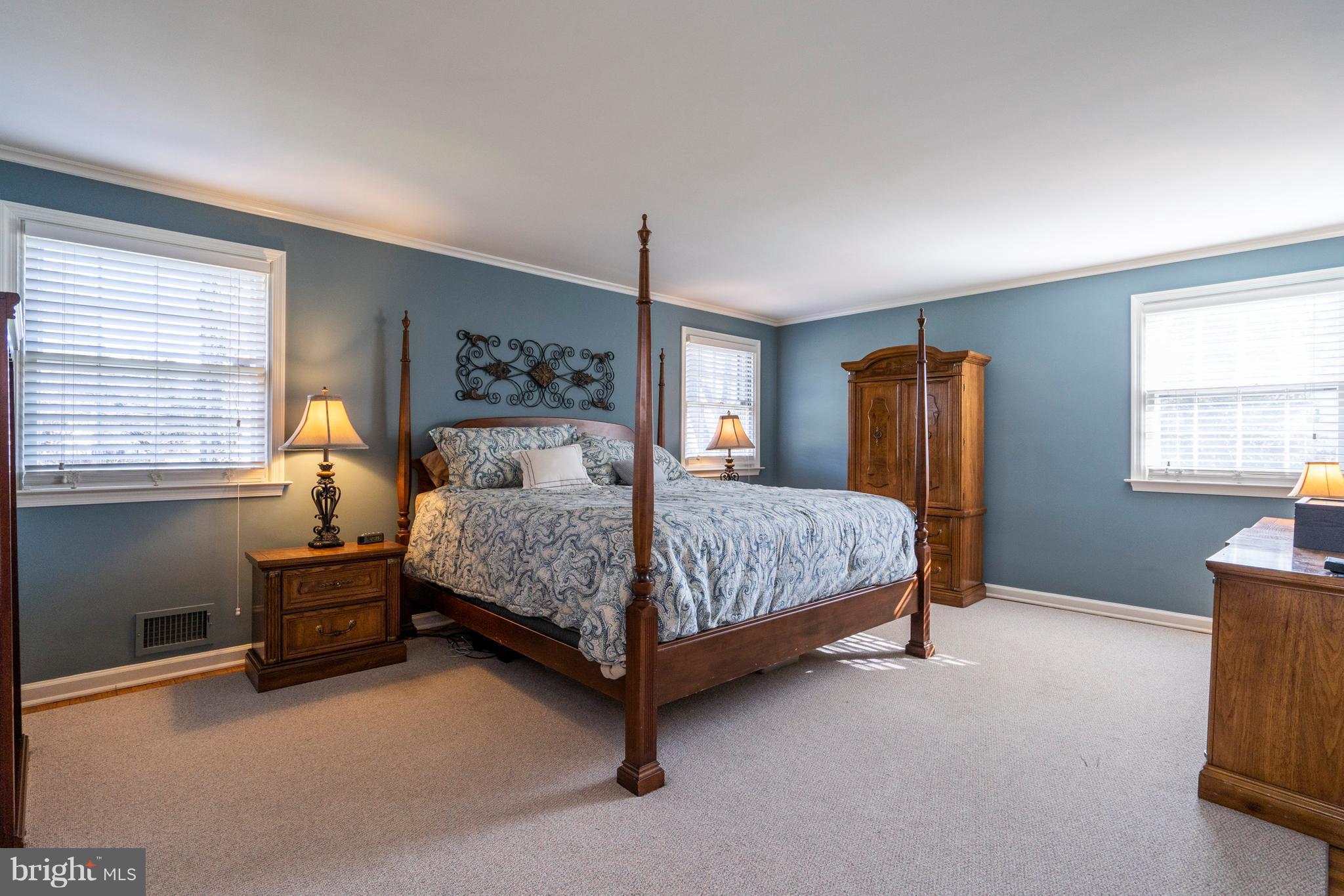 1635 Thomas Road Wayne, PA 19087 - Photo 15 of 31 Spacious Master with moulding