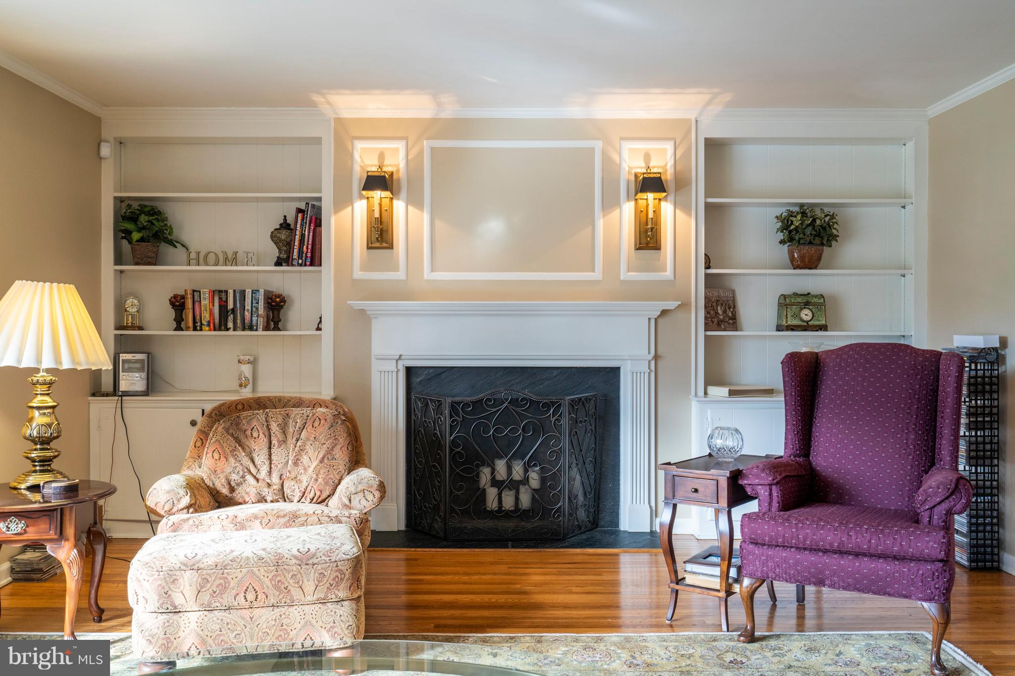 1635 Thomas Road Wayne, PA 19087 - Photo 7 of 31 Wonderful built-ins & fireplace in the living room