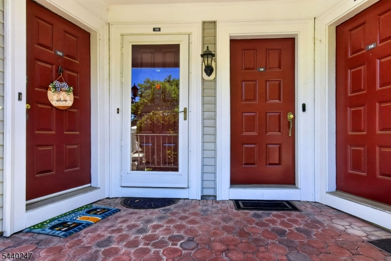 118 Terrace Drive Chatham, NJ 07928 - Photo 2 of 28