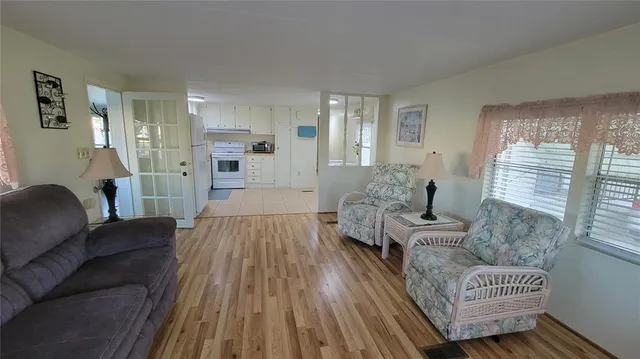 $75,900 | 60 Fifth Street, Punta Gorda, FL 33982