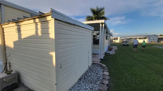 $75,900 | 60 Fifth Street, Punta Gorda, FL 33982