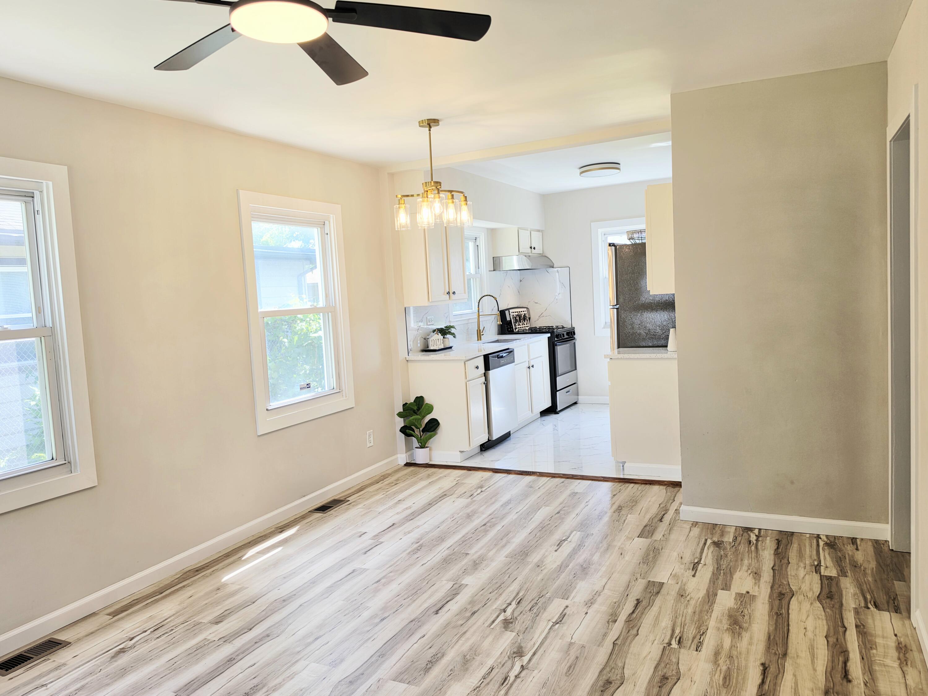 266 Johnson Street Gary, IN 46404 - Photo 3 of 19 3000x2250