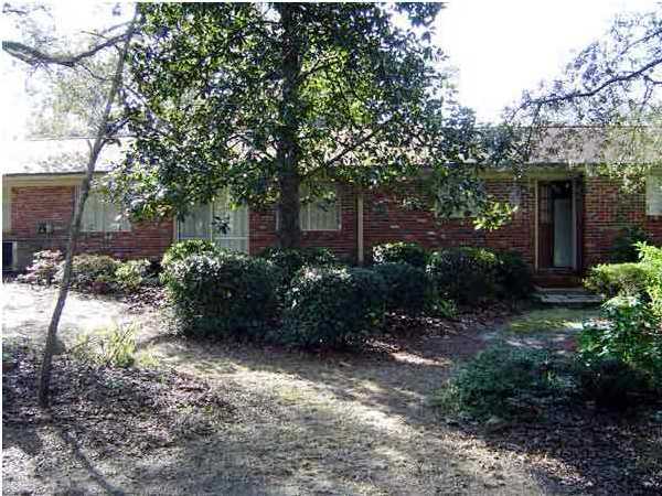 607 Lakeview Road Northwest Fort Walton Beach, FL 32547 - Photo 2 of 5 Gallery Image 2